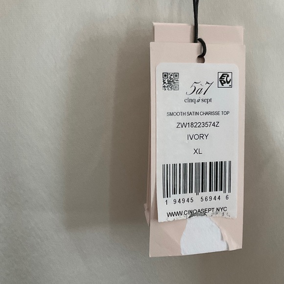 Cinq à Sept Charisse Ivory Satin Feather Top - Picture 4 of 6